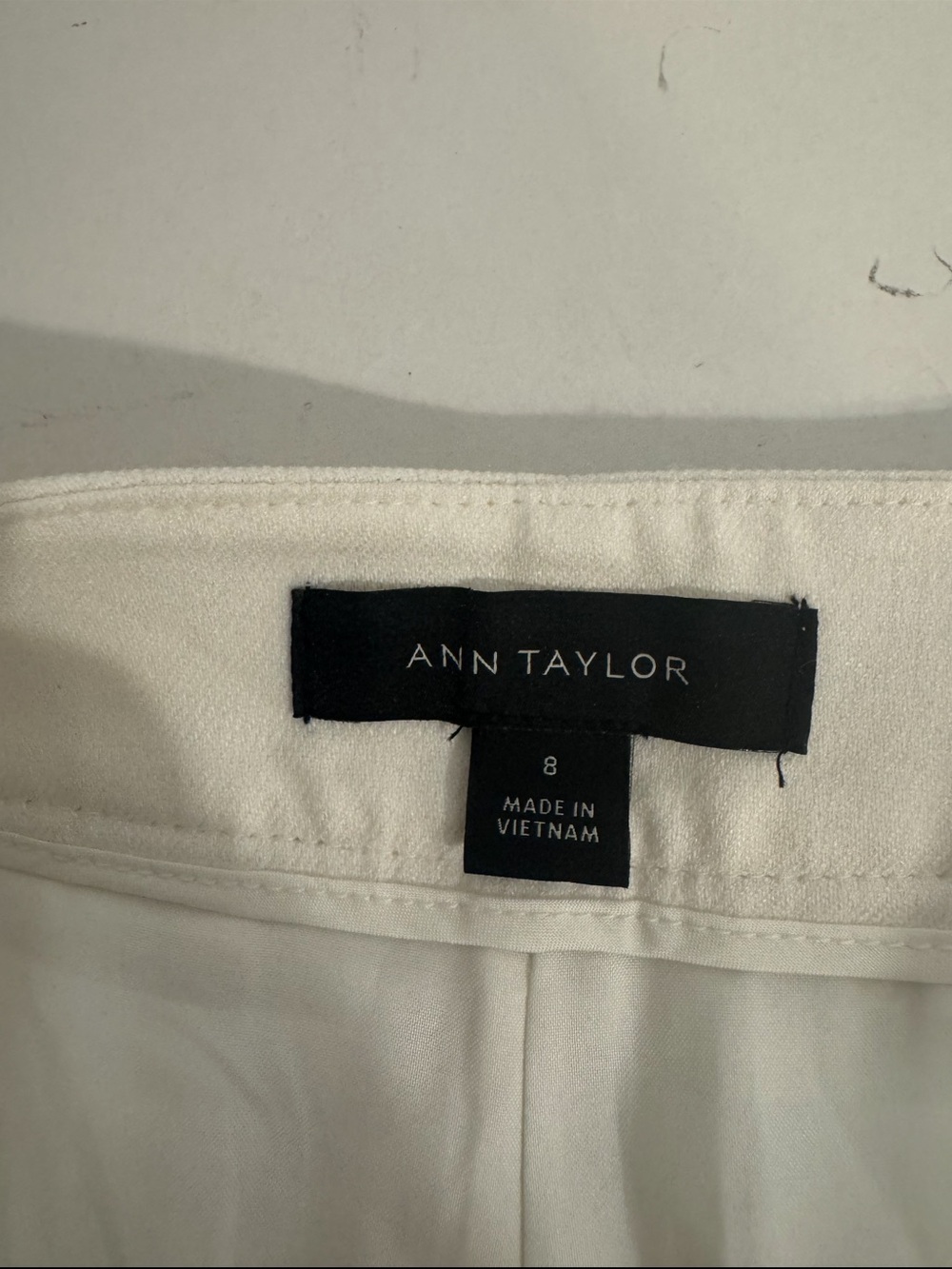 Ann Taylor Wide Leg High-Waisted Sailor Pant in
Chino White Size 8 - Picture 8 of 9